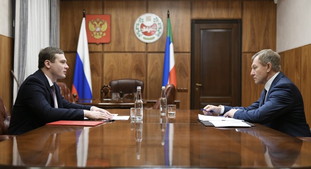 Фото пресс-службы правительства РХ