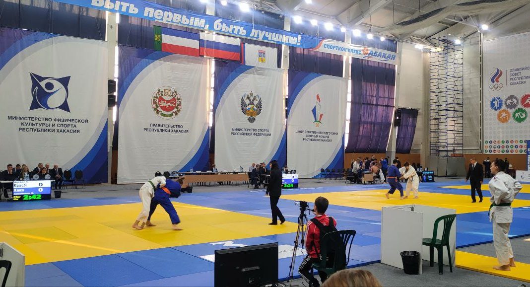 Турнир дзюдо ко Дню работника органов безопасности. Фото: pulse19.ru