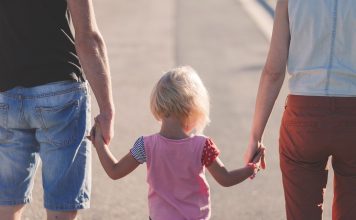 Семья. Изображение из фотобанка