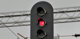 Железнодорожный светофор