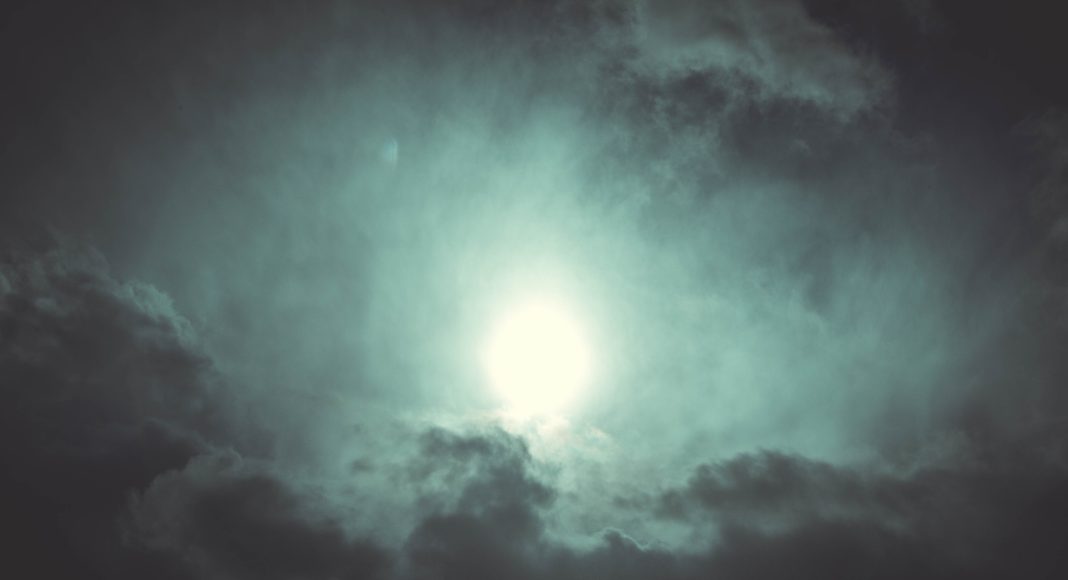 Тучи сгустились