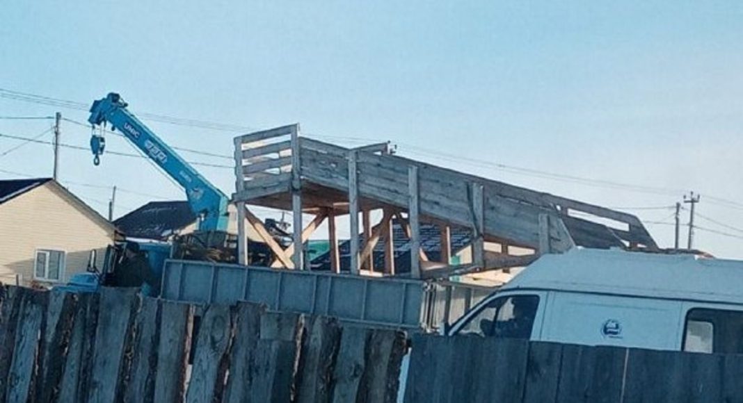 Демонтаж горки. Фото Ширинского сельского совета