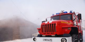 Пожарная машина. Фото пресс-службы МЧС по РХ