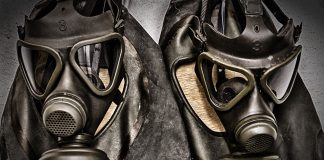 Противогазы. Экология. Вредный воздух. Изображение из фотобанка