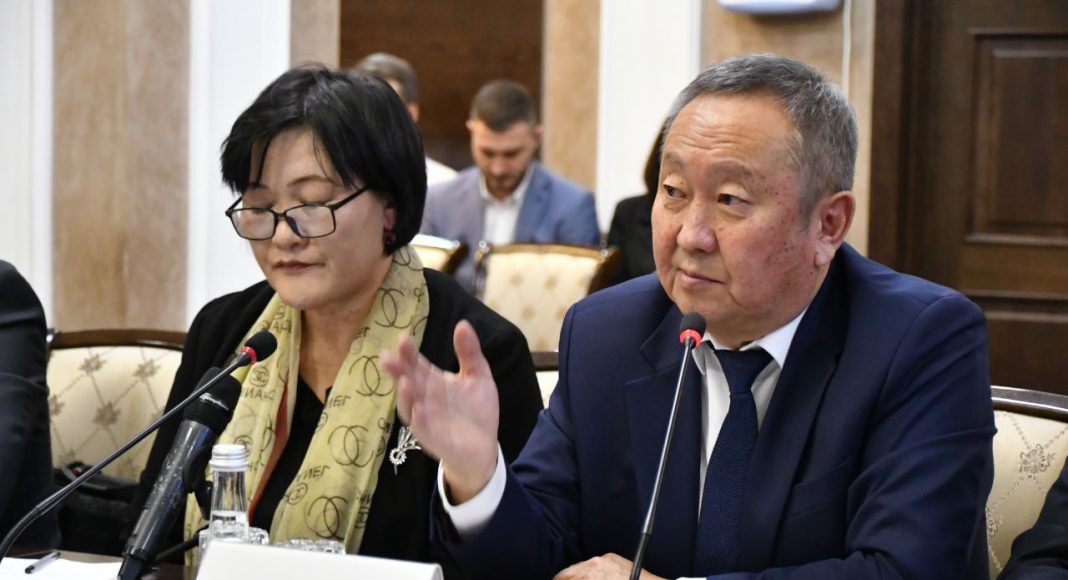 Делегация из Монголии. Фото со страницы Валентина Коновалова