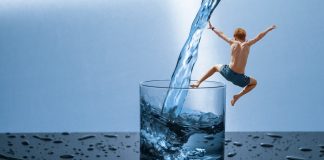 Вода. Изображение из фотобанка