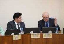 Роман Челтыгмашев и Леонид Быков. Фото с сайта ЕР