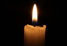 Свеча. Изображение из фотобанка