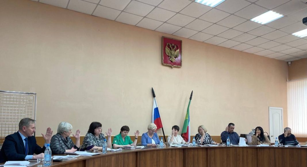 Фото: Совет депутатов Усть-Абаканского района Фото: Совет депутатов Усть-Абаканского района