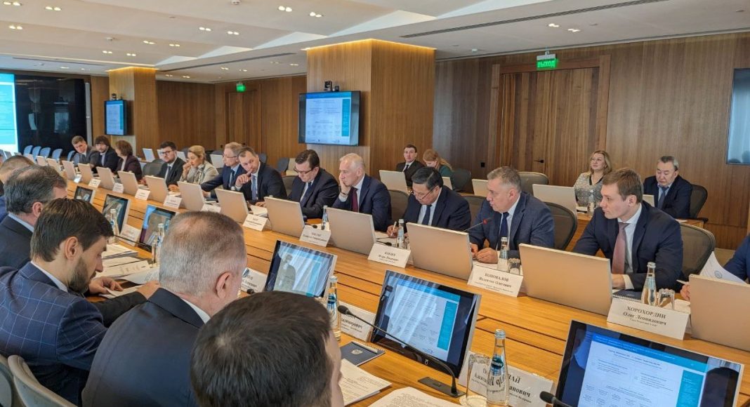 Совещание по реализации Стратегии развития Сибири. Фото предоставлено пресс-службой главы Хакасии