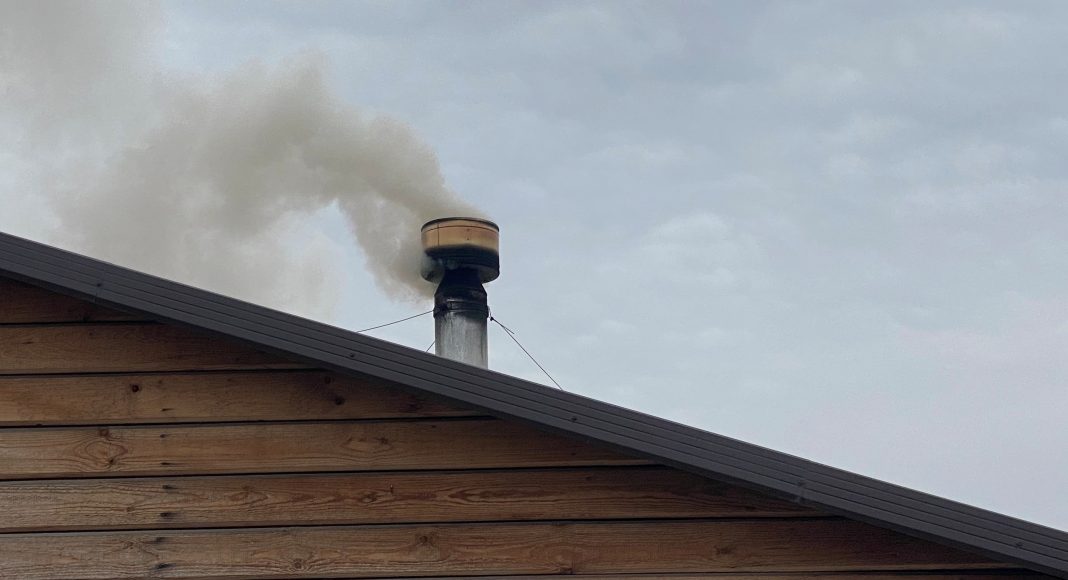 Дым. Печное отопление. Дымоход. Фото pulse19.ru