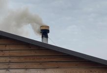 Дым. Печное отопление. Дымоход. Фото pulse19.ru