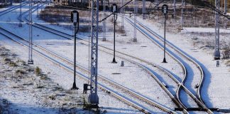 Железная дорога. Изображение из фотобанка