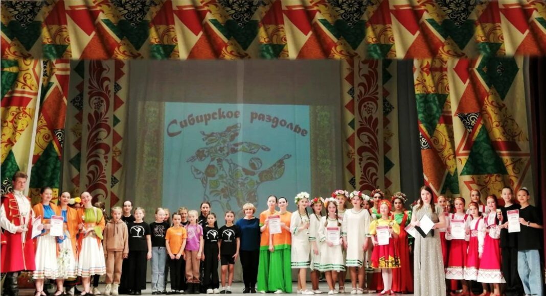 конкурсы абакан 2024. стадион булакина абакан фото. танцевальный коллектив контрасты москва. победитель соревнований. : конкурс юных дизайнеров одежды.