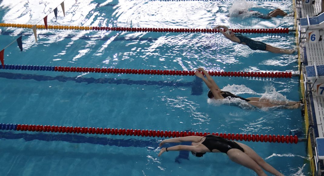 Плавание. Фото предоставлено Администрацией Абакана Плавание. Фото предоставлено Администрацией Абакана