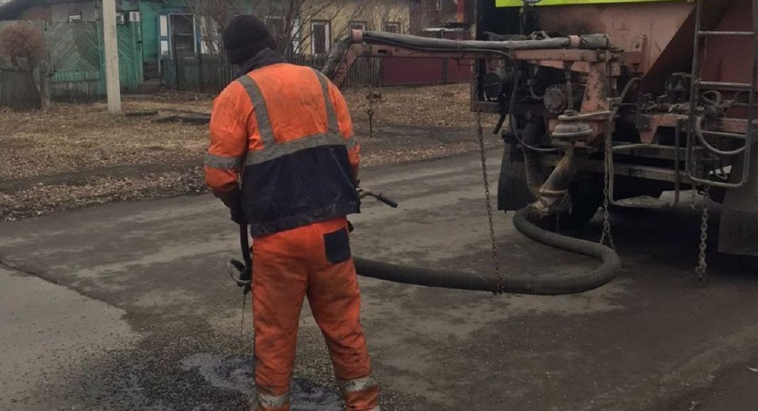 Ямочный ремонт. Фото Администрации Абакана