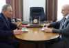 Почему работа Верховного Совета Хакасии по принципу «вперёд в прошлое» может быть неплохим вариантом Штыгашев и Сокол. Фото со страницы Сергея Сокола
