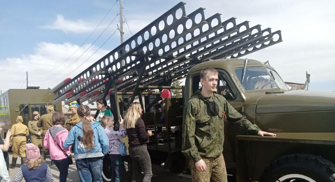Автопробег. Фото со страницы Администрации Усть-Абаканского района