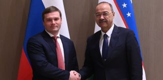 Валентин Коновалов и премьер-министр Узбекистана. Фото предоставлено пресс-службой главы РХ