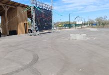 Уличный кинотеатр в Черногорске