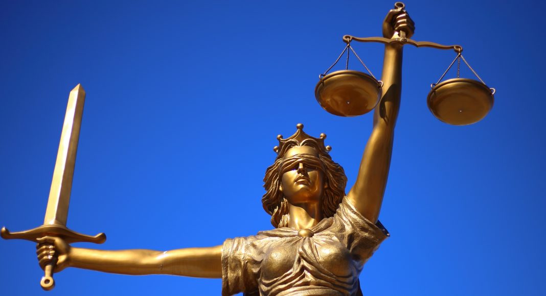 Суд, Фемида. Изображение из фотобанка