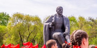 Пионеры. Фото со страницы Валентина Коновалова