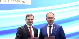 Валентин Коновалов и Илья Середюк. Фото предоставлено пресс-службой главы РХ