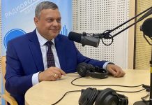 Александр Мяхар в студии ВГТРК