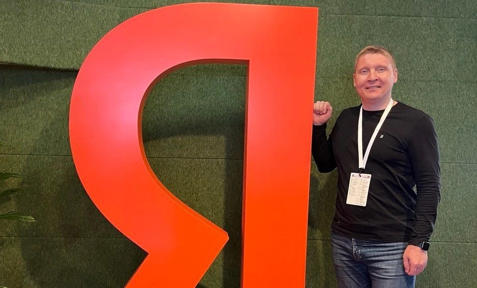 Евгений Альбрант и Яндекс. Фото: абакан.рф Евгений Альбрант и Яндекс. Фото: абакан.рф