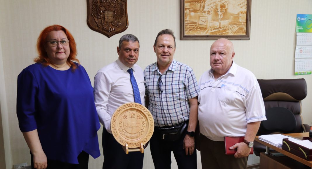 Фото: центр 