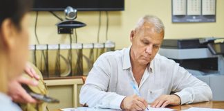 Сергей Измайлов. Фото из телеграм-канала Избиркома РХ