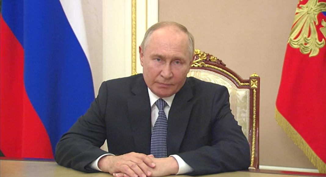 Владимир Путин. Кадр съемки пресс-службы Кремля