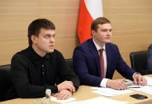 Михаил Котюков и Валентин Коновалов. Фото со страницы главы РХ