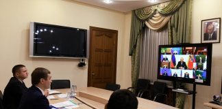 Совещание с Путиным. Фото со страницы Валентина Коновалова