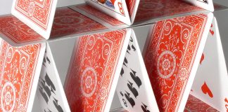 Карточный домик