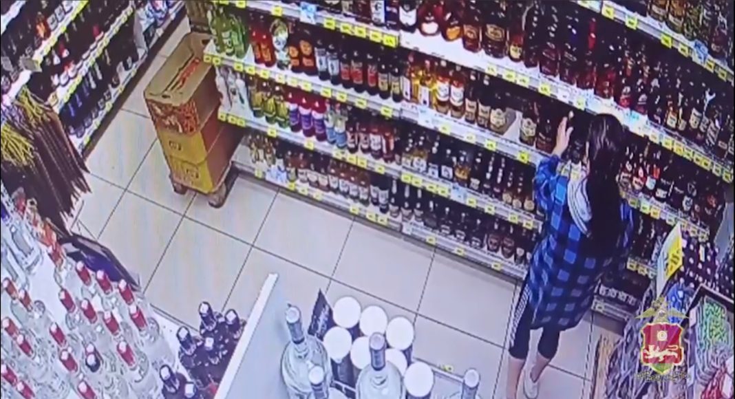 Кадр съемки камеры наблюдения