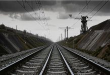 Железная дорога, уголь. Изображение kandinsky