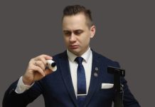 Фото: правозащитник Иван Васильев