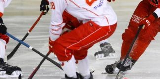 Хоккей. Фото СК «Саяны»