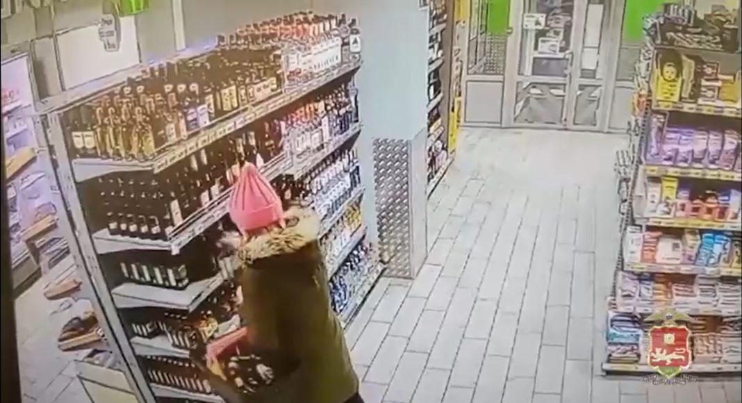 Кадр съемки видеонаблюдения