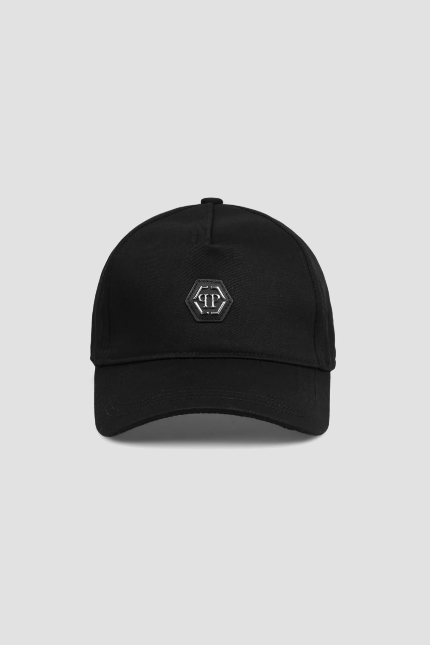 Почему_популярна_одежда_итальянского_бренда