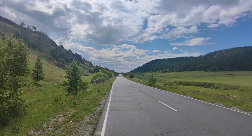 Дорога на Сорск. Фотограф Кукарцев И.Ю.