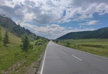 Дорога на Сорск. Фотограф Кукарцев И.Ю.