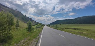 Дорога на Сорск. Фотограф Кукарцев И.Ю.