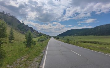 Дорога на Сорск. Фотограф Кукарцев И.Ю.