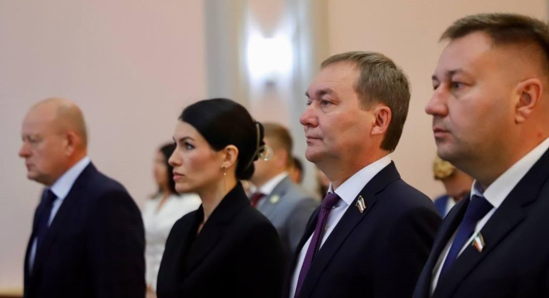 Фракция «Единой России». Фото со страницы Дениса Кабанова