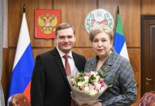 Валентин Коновалов и Татьяна Краснова. Фото из телеграм-канала главы РХ