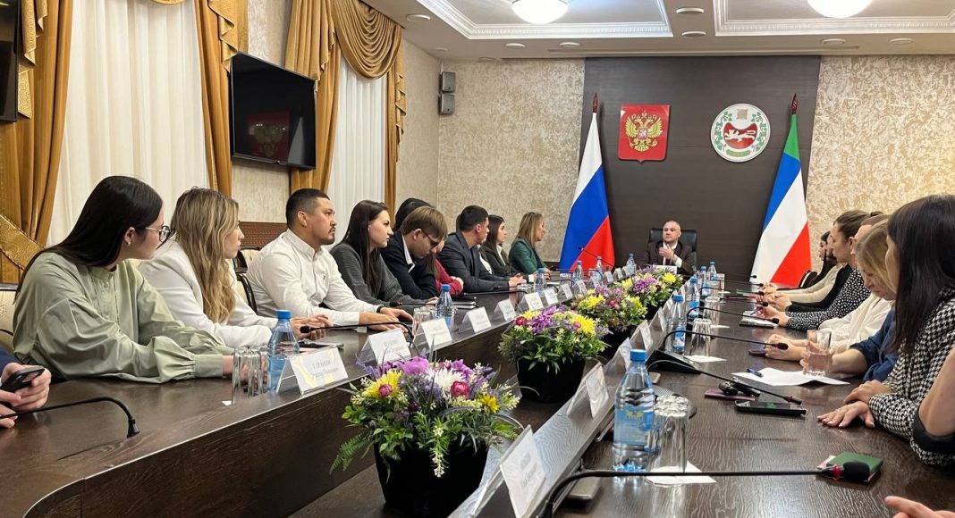 Фото из телеграм-канала Минмолодежи РХ