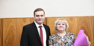 Валентин Коновалов и Ольга Михель. Фото пресс-службы главы РХ