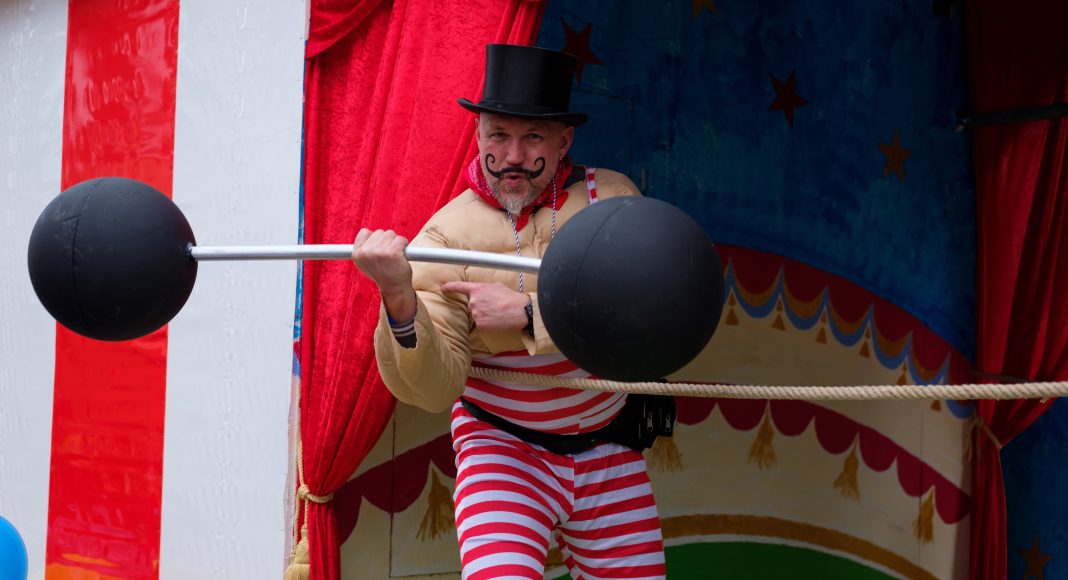 Изображение из фотобанка Цирк